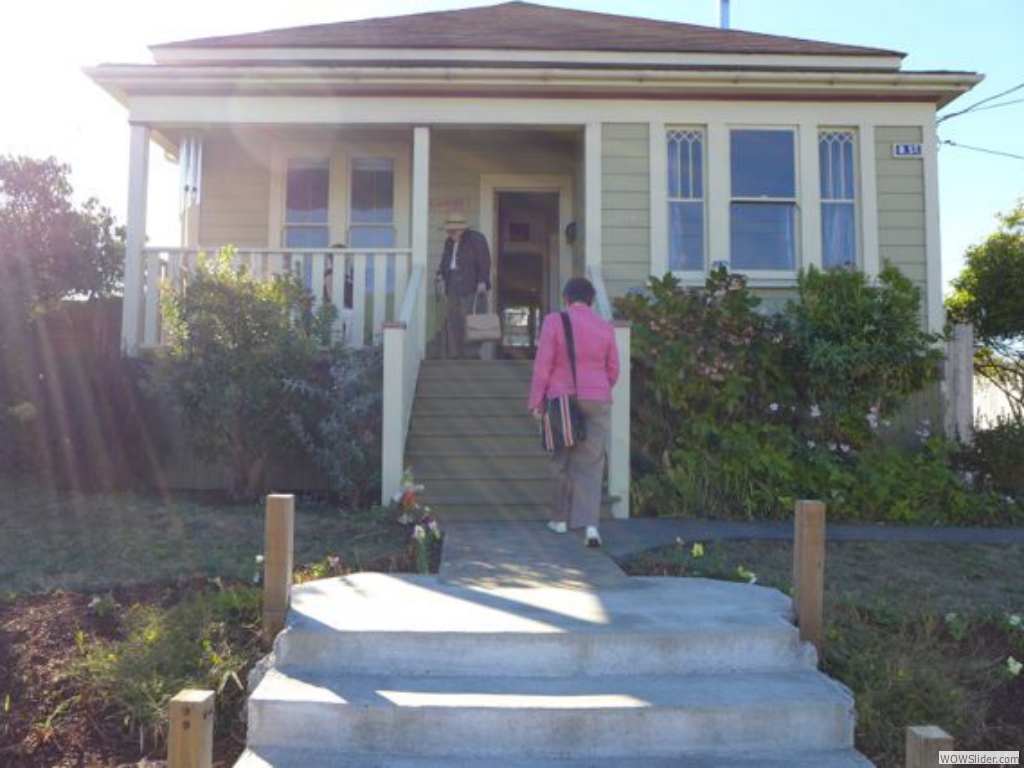 Home Tour 2014- 2706 B - 02