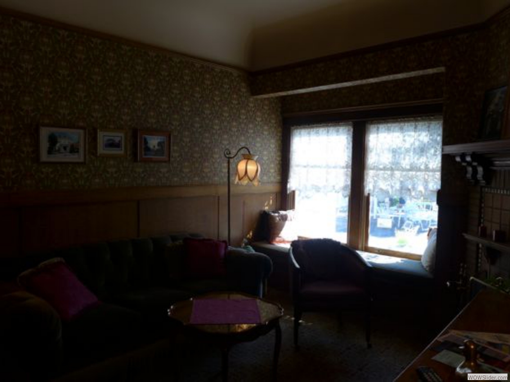 Home Tour 2014 - Daly Inn - 06