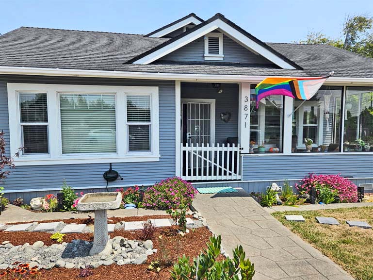 3871 F St. 3871 F St.